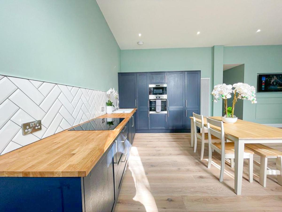 شقة Beautiful 2Br, Private Entry In Vibrant Leith إدنبرة المظهر الخارجي الصورة