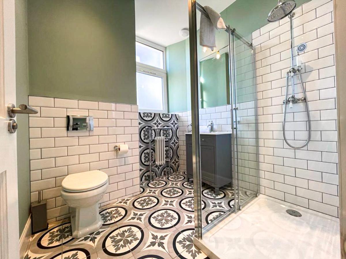 شقة Beautiful 2Br, Private Entry In Vibrant Leith إدنبرة المظهر الخارجي الصورة